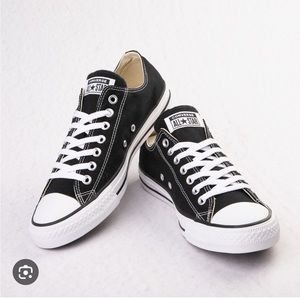 Converse Low Tops